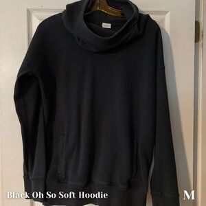 Black Oh So Soft Hoodie Zyia Medium M